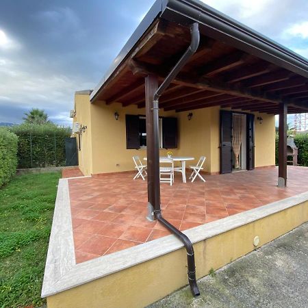 Villa Indipendente Le Coccinelle Beach Mare Piscina A 250 Mt Dal Mare Con Servizio Di Piscina A 400 Mt 12 K Da Cefalu Campofelice Di Roccella Εξωτερικό φωτογραφία